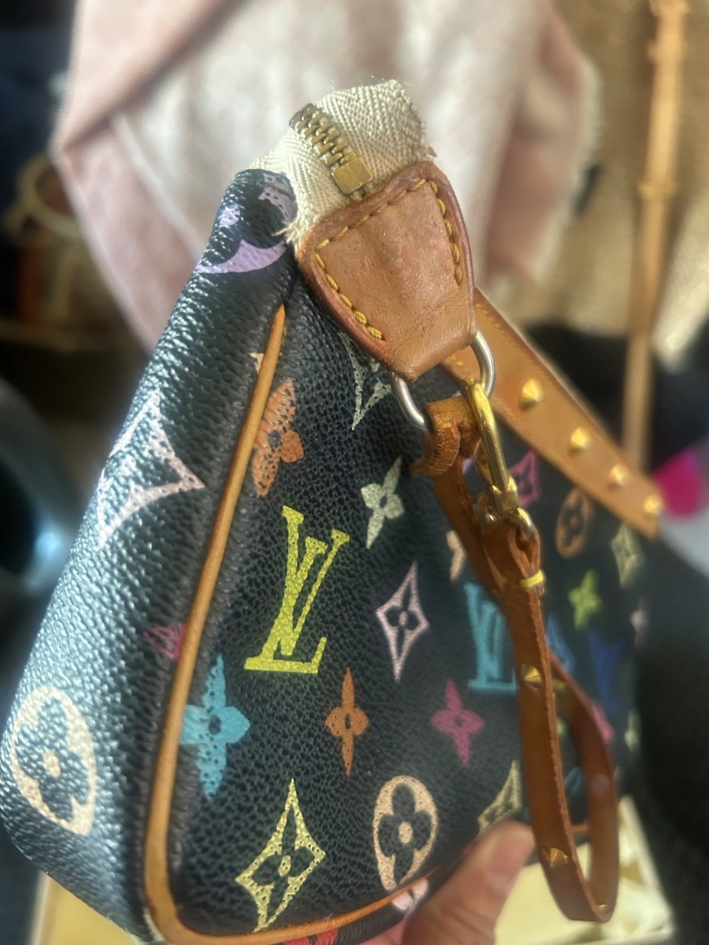LV Murakami Pochette - Picture 3 of 8